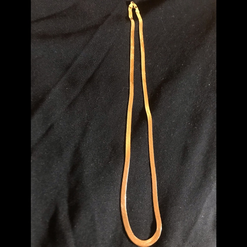14 karat herringbone chain 18.5 inches
